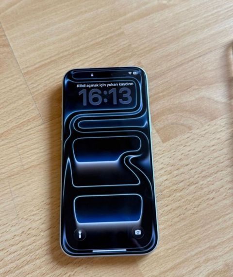 IPhone 17 Pro Max, 256 GB, White Titanium, Barmaq izi, Face ID — 2 900 ₼ · Bakı · Apple iPhone IPhone 17 Pro Max, 256 GB, White Titanium, Barmaq izi, Face ID — Bakı