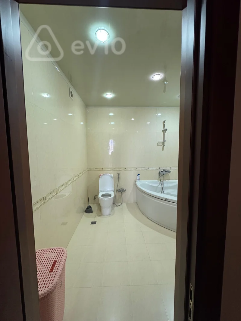 3 otaqlı mənzil, 140 m², Mətbuat prospekti — Mənzil, Bakı (10)