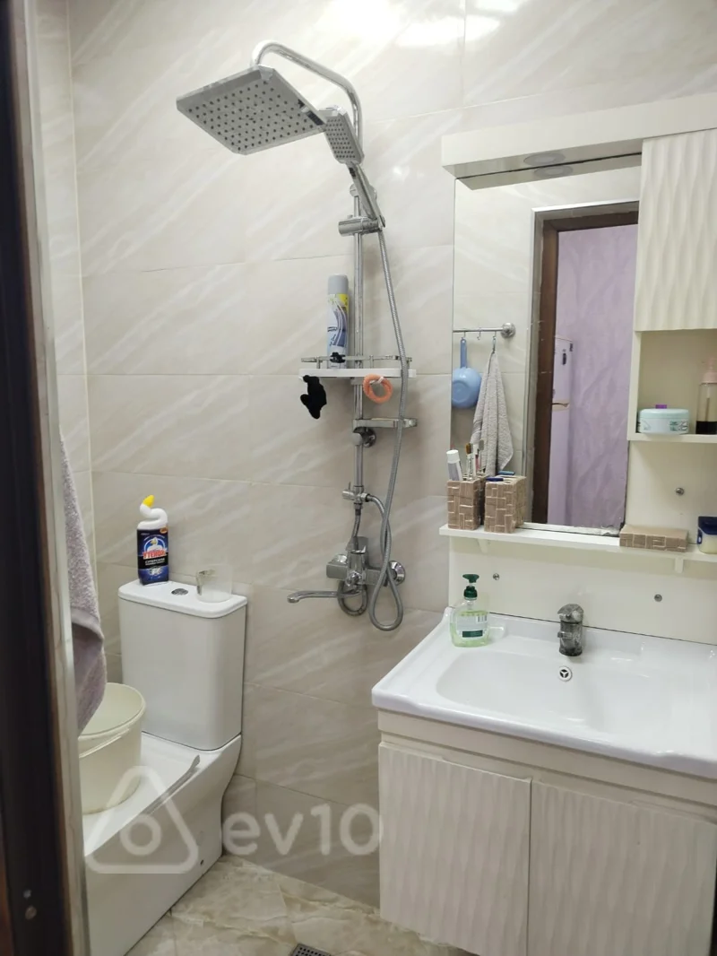 5 otaqlı həyət evi, 200 m², Yasamal r-n Z.Kerimov 26 — Ev, villa, Bakı (4)
