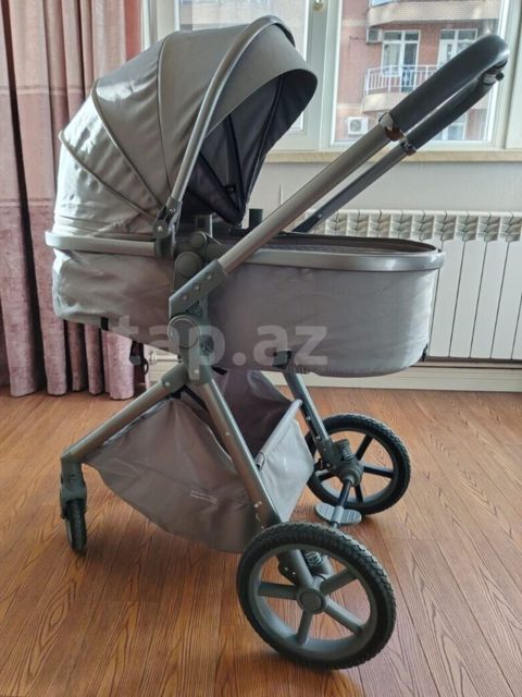 Araba yaxsi vrziyyetde qiymet sondur.Unvan Nesimi 4 fesulil ucun — Bakı