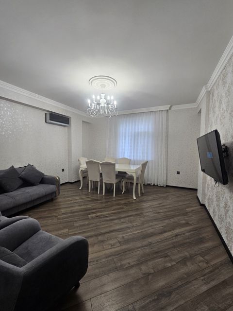 Satılır 2 otaqlı yeni tikili 69 m² — Bakı