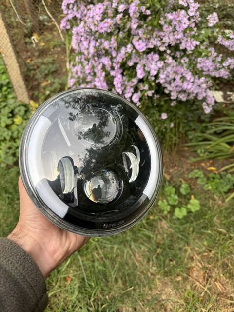 Niva fara (wrangler) 7 düym yuvarlaq LED faralar dəsti - Ölçü: 7" — 90 ₼ · Gəncə · Avtomobil işığı Niva fara (wrangler) 7 düym yuvarlaq LED faralar dəsti - Ölçü: 7" — Gəncə