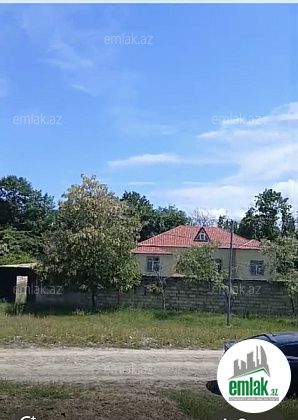 Satılır 4 otaqlı 130 m² həyət evi Quba — Ev, villa