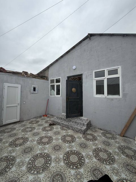 Satılır 3 otaqlı həyət evi/bağ evi 85 m² — 68 000 ₼ · Bakı · Ev, villa Satılır 3 otaqlı həyət evi/bağ evi 85 m² — Bakı