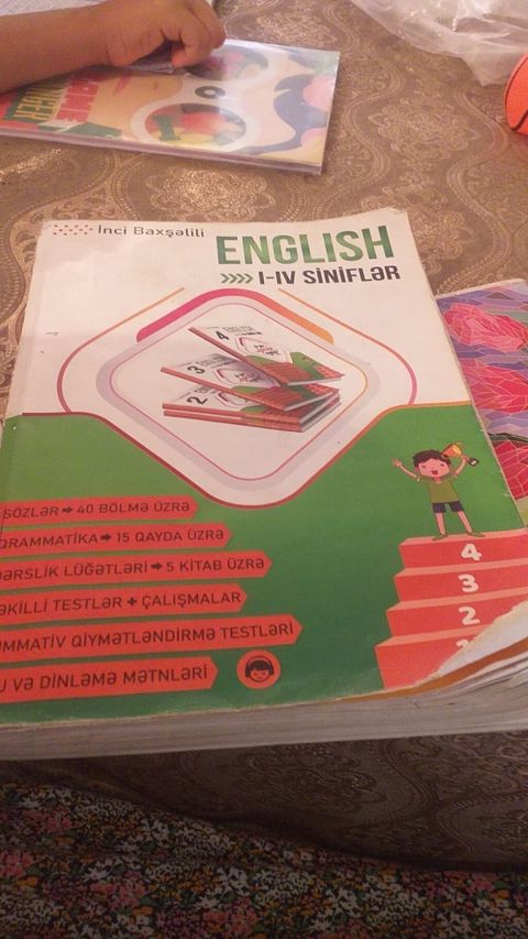 Məhsul: “English I–IV siniflər” toplu vəsaiti (İnci Baxşəlili) — 5 ₼ · Bərdə · Kitablar Məhsul: “English I–IV siniflər” toplu vəsaiti (İnci Baxşəlili) — Bərdə