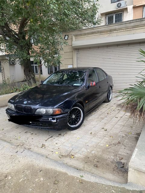 BMW 5 series: 3.5 l 1997 il Sedan — 6 300 ₼ · 1997 · 297 000 km · Bakı, Nərimanov · Avtomobillər BMW 5 series: 3.5 l 1997 il Sedan — Bakı