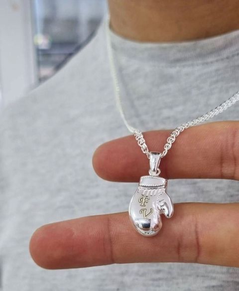 Kulonlu zəncir kişilər üçün slvbj_100330, gümüş 925 əyar — 99 ₼ · Bakı · Mallar Kulonlu zəncir kişilər üçün slvbj_100330, gümüş 925 əyar — Bakı