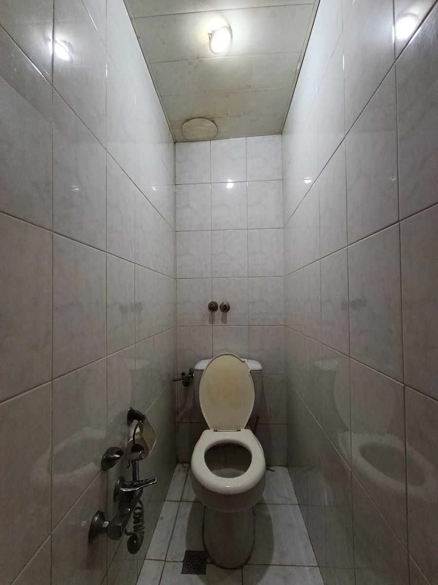 Satılır 2 otaqlı köhnə tikili 68.1 m² — Mənzil, Bakı (6)