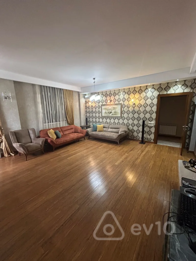 3 otaqlı mənzil, 127 m², Abbas Mirzə Şərifzadə küçəsi — 335 000 ₼ · Bakı · Mənzil 3 otaqlı mənzil, 127 m², Abbas Mirzə Şərifzadə küçəsi — Bakı