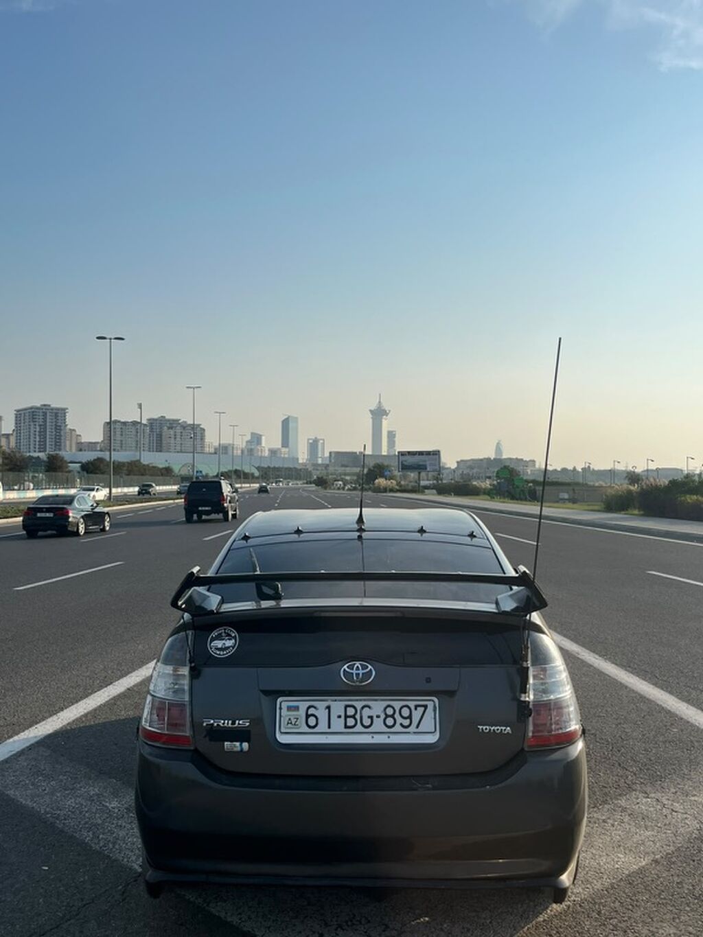 Toyota Prius: 1.5 l 2008 il Hetçbek 61-BG-897 — Avtomobillər, Fatmayı (6)