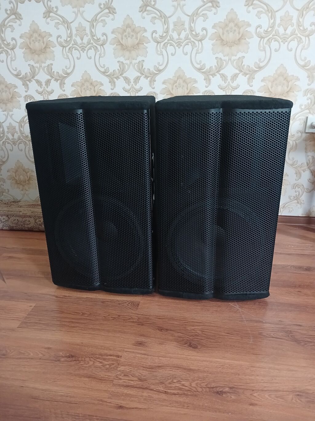 22 kanal dinakord passiv. 1 eded meyas 6002 model konec. 1 eded jbl — Dinamiklər və akustik sistemlər, Masazır (6)