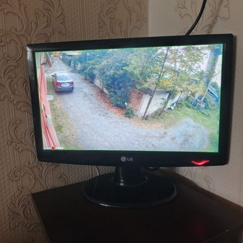 LG 19” LCD monitor - Model: LG Flatron (təxmini 18.5–19” diaqonal) — 55 ₼ · Şəki · Monitorlər LG 19” LCD monitor - Model: LG Flatron (təxmini 18.5–19” diaqonal) — Şəki