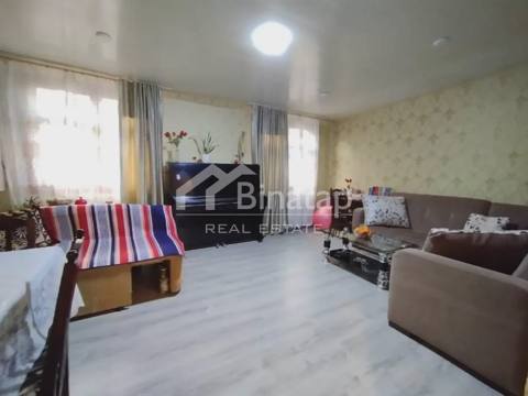 Satılır 3 otaqlı köhnə tikili 70 m², Memar Əcəmi metrosu, Nəsimi rayonu — Bakı