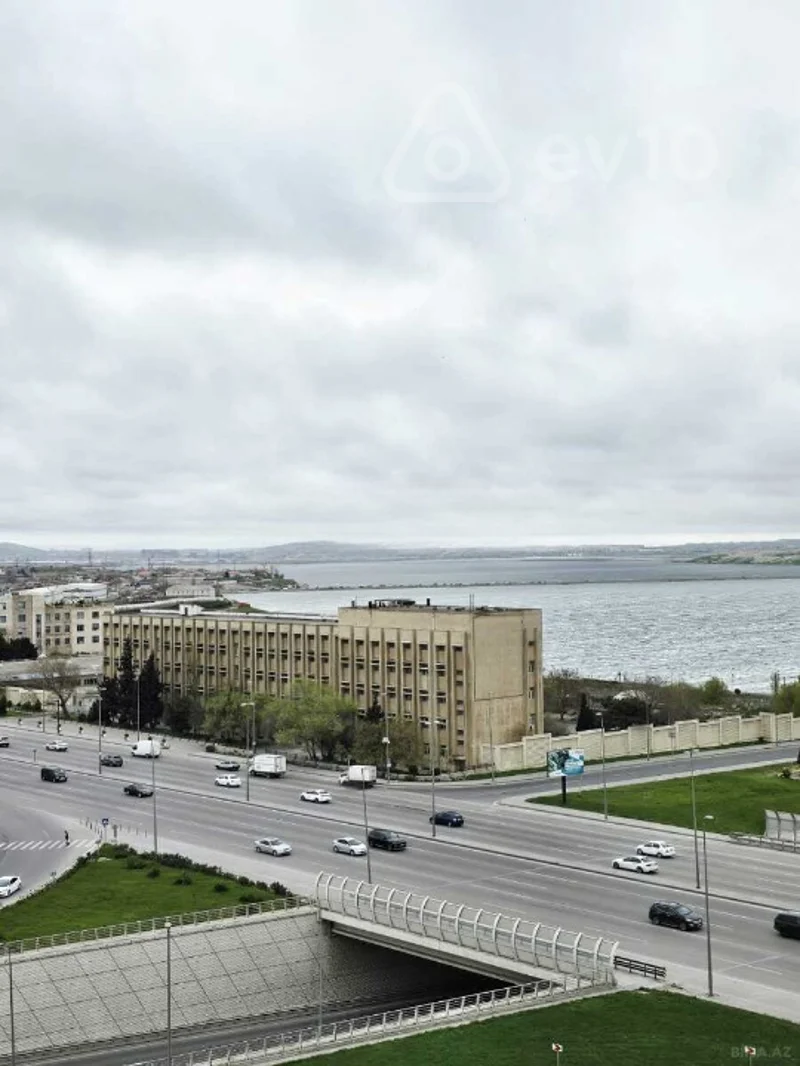 3 otaqlı mənzil, 110 m², Heydər Əliyev prospekti — Bakı