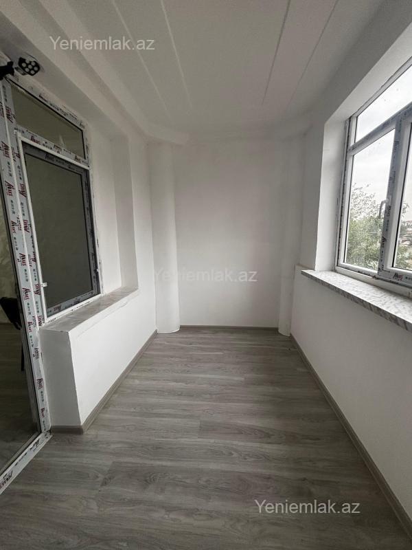 Satılır 2 otaqlı Bina evi menzil (Köhnə tikili), 50 m², 3-cü mikrorayon — Mənzil, Sumqayıt (12)