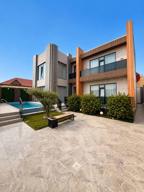 Satılır 4 otaqlı həyət evi/bağ evi 250 m² — 440 000 ₼ · Bakı · Ev, villa Satılır 4 otaqlı həyət evi/bağ evi 250 m² — Bakı