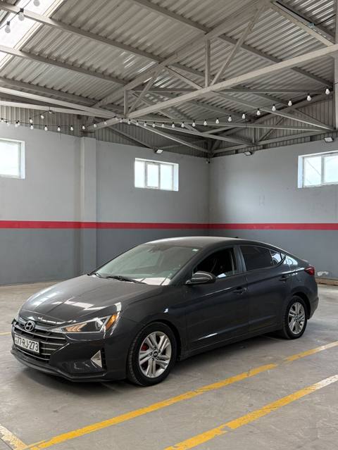 Hyundai Elantra: 2 l 2020 il Sedan — 19 700 ₼ · Bakı · Avtomobillər Hyundai Elantra: 2 l 2020 il Sedan — Bakı