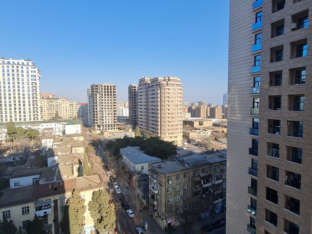 Satılır 4 otaqlı yeni tikili 195 m² — Mənzil, Bakı (7)