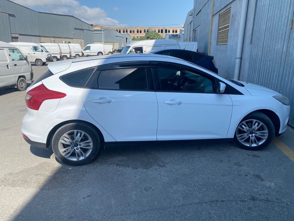 Ford Focus, 1.6 L, 2013 il, 159 000 km — Avtomobillər, Sumqayıt (4)