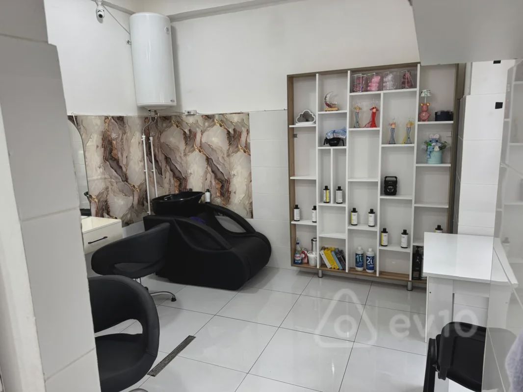 Obyekt, 20 m², Qara Qarayev prospekti — kirayə — Əmlak, Bakı