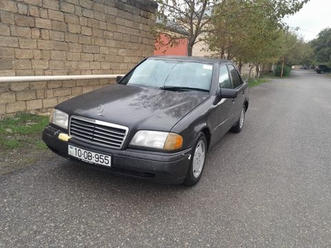 Mercedes C 180, 1.8 L, 1993 il, 180 000 km — 4 400 ₼ · Bakı · Avtomobillər Mercedes C 180, 1.8 L, 1993 il, 180 000 km — Bakı