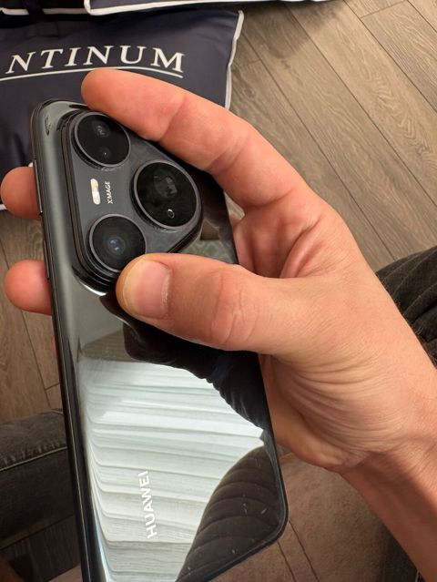 Huawei Pura 70 Ultra, 512 GB, rəng - Qara, İki sim kartlı — 1 000 ₼ · Bakı · Huawei Huawei Pura 70 Ultra, 512 GB, rəng - Qara, İki sim kartlı — Bakı