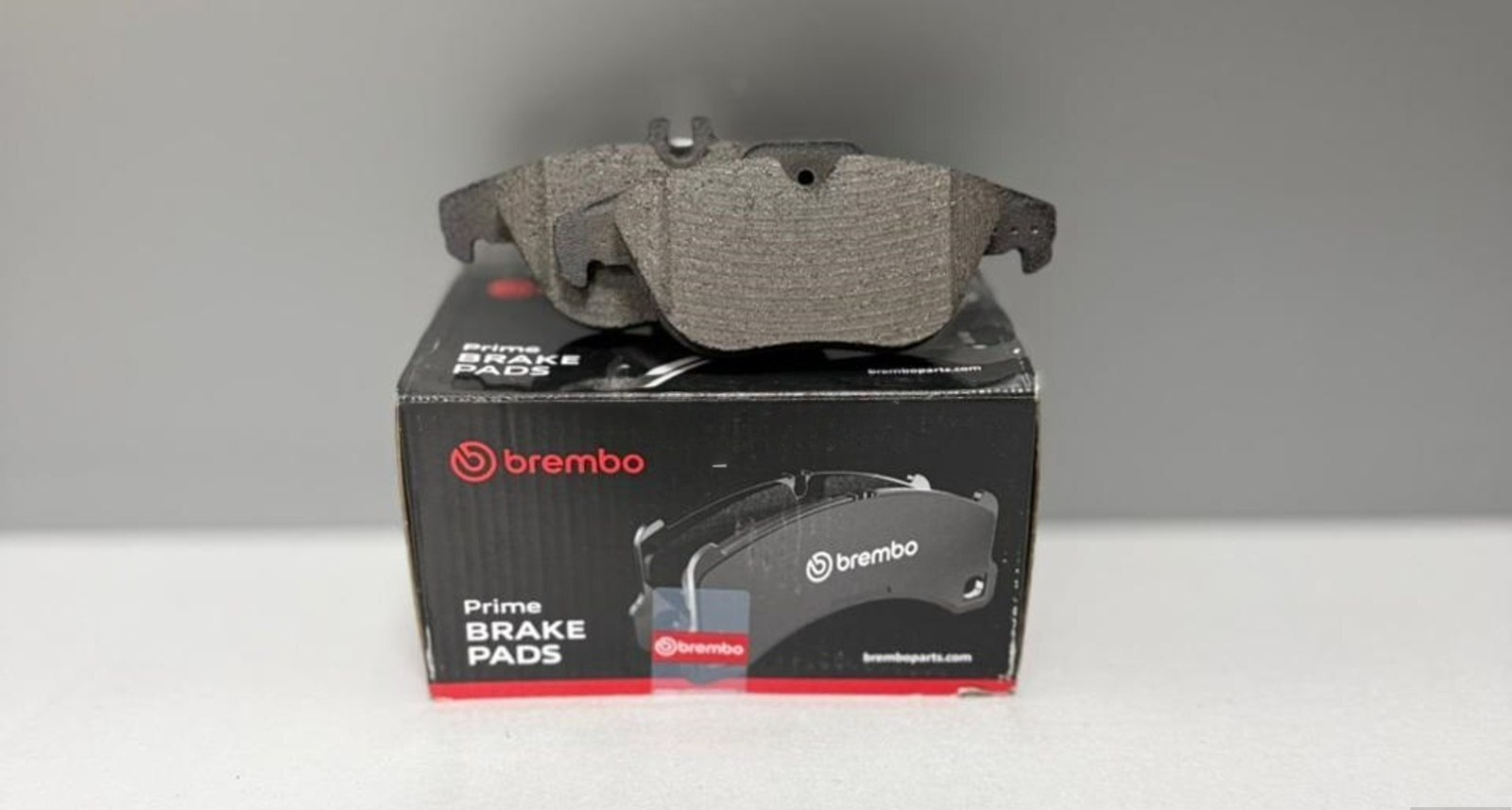 Arxa əyləc bəndi Brembo Mercedes-Benz W204/C207 — 70 ₼ · Bakı · Avto Arxa əyləc bəndi Brembo Mercedes-Benz W204/C207 — Bakı