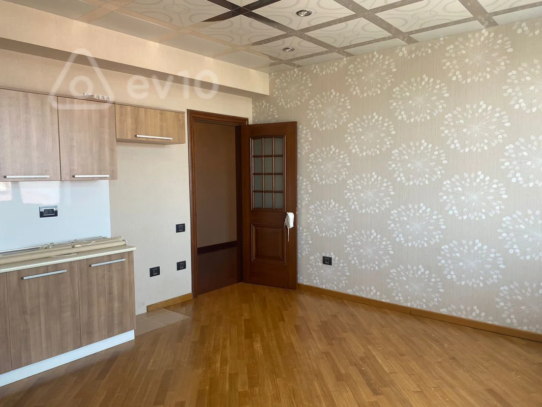 5 otaqlı mənzil, 380 m², Insaatcilar pros — Mənzil, Bakı (7)