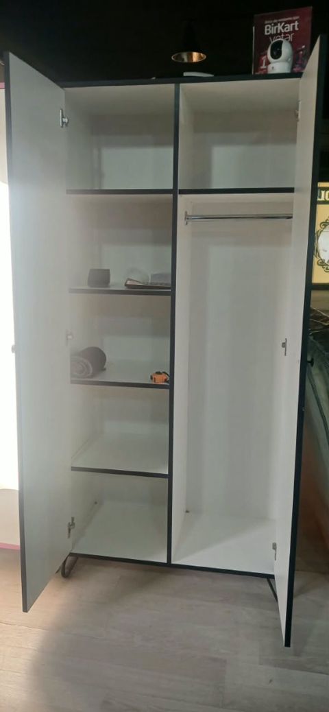 Dolab az işlənib deffekti yoxdu yeni kimidi — Xırdalan