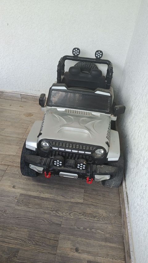 Uşaq üçün elektrikli oyuncağ avtomobil – RubbiON/SPEED Rıders tipli — Digah