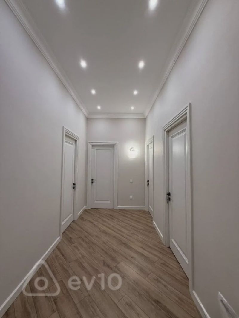 4 otaqlı mənzil, 149 m², 28 may metro — Mənzil, Bakı (2)