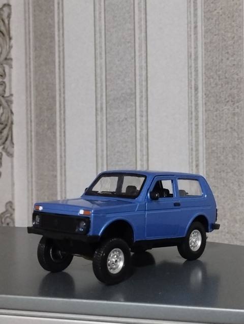 Məhsul: Lada Niva (VAZ-2121) kolleksiya modeli – miniatür avtomobil — 25 ₼ · Bakı · Modellar Məhsul: Lada Niva (VAZ-2121) kolleksiya modeli – miniatür avtomobil — Bakı