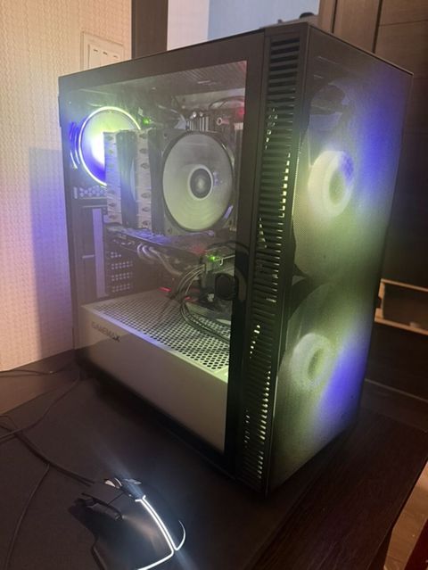 Состояние: Б/У Оперативная память (ГБ): 32 Процессор: Intel Core i7 — 550 ₼ · Qobu · Masaüstü kompüterlər Состояние: Б/У Оперативная память (ГБ): 32 Процессор: Intel Core i7 — Qobu