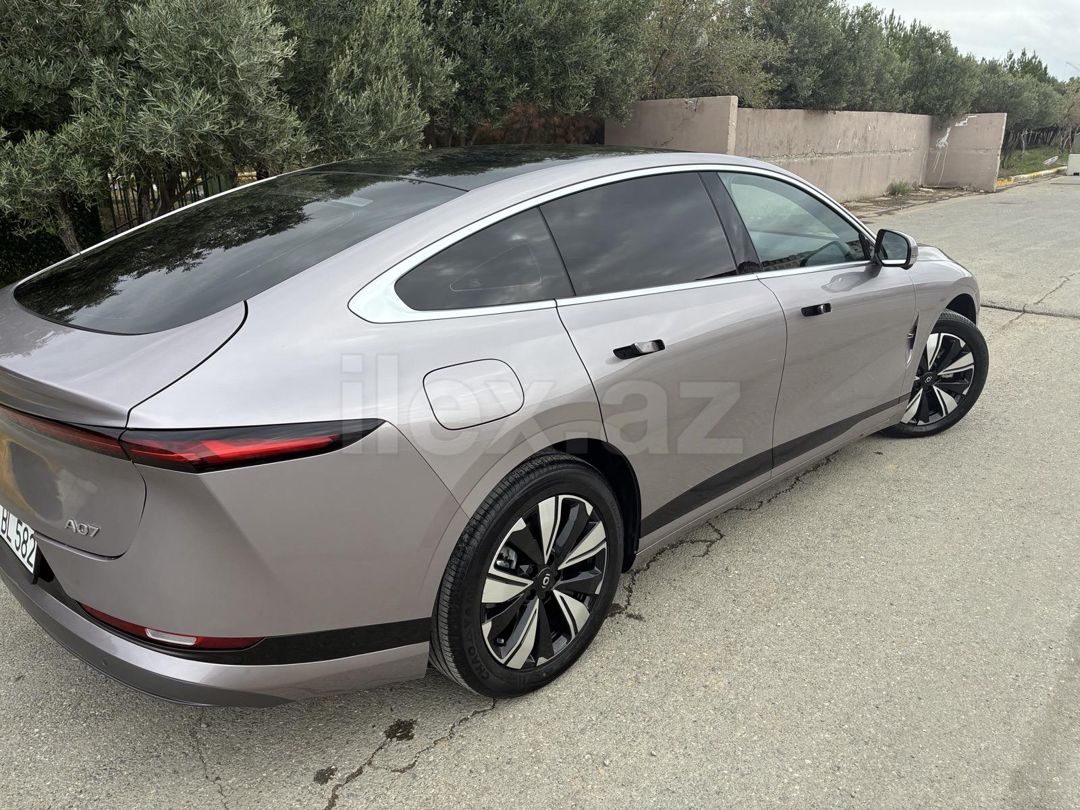 2025 Changan Qiyuan A07, 1.5 L, 2025, 15,000 km 88-BL-582 — Avtomobillər, Bakı
