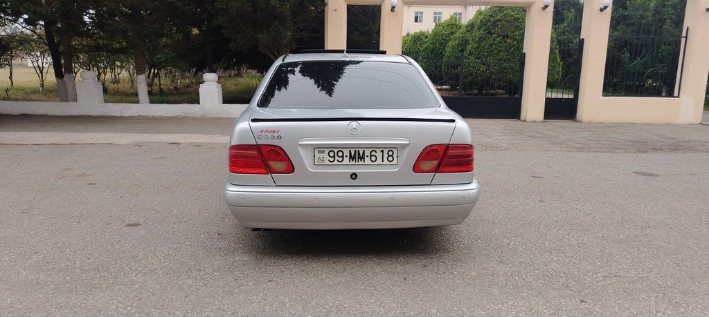 Mercedes E 240, 2.4 L, 1999 il, 354 000 km 99-MM-618 — Avtomobillər, Beyləqan (2)