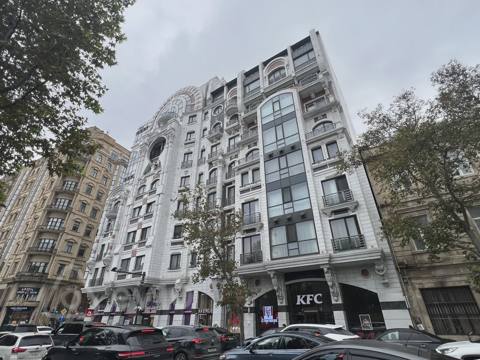 3 otaqlı mənzil, 140 m², м Сахиль — kirayə — 4 000 ₼ · Bakı · Mənzil 3 otaqlı mənzil, 140 m², м Сахиль — kirayə — Bakı