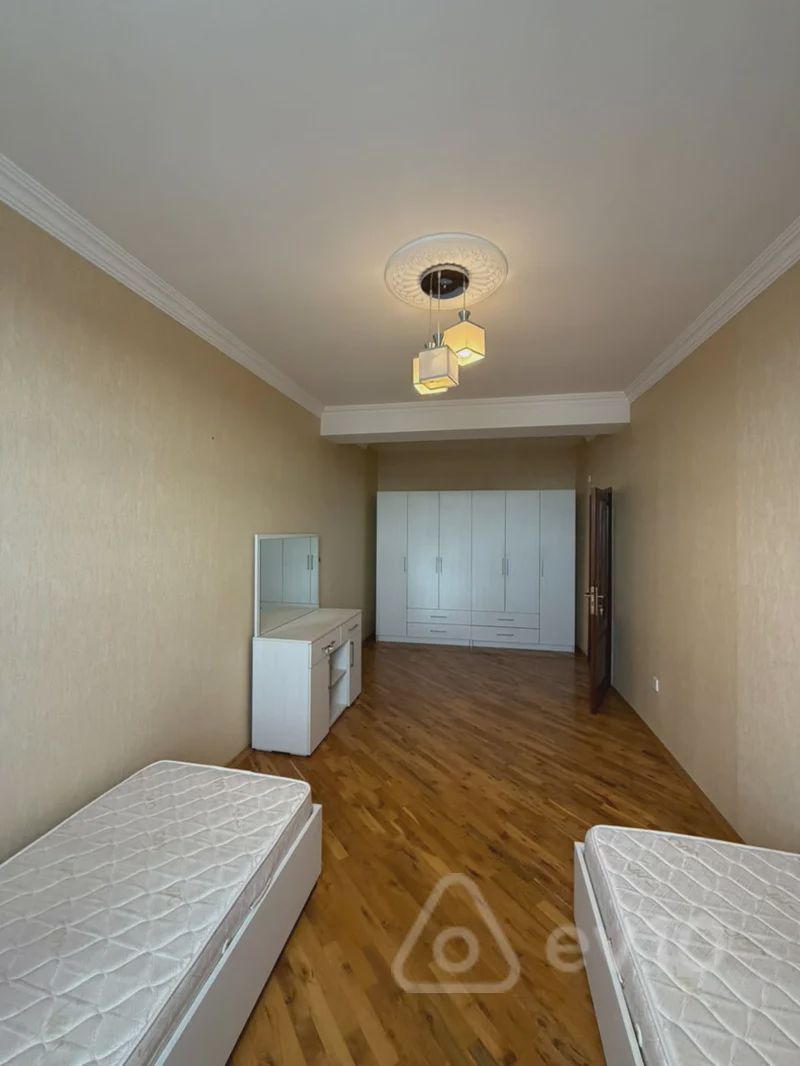 For sale: 3-room apartment (new building), 118 m² — Mənzil, Bakı (10)