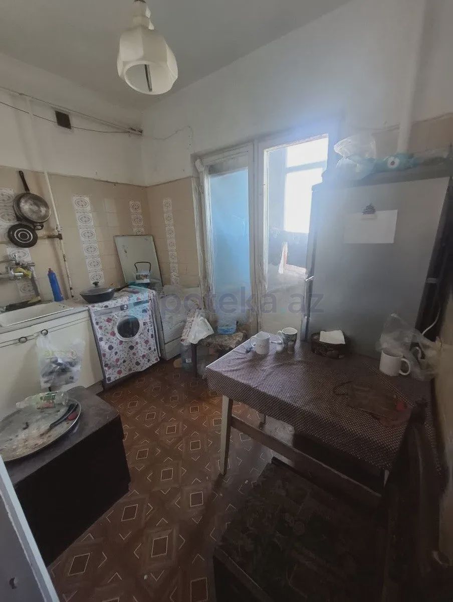 Satılır: 2 Otaq, Köhnə tikili, Suraxanı r., Yeni Günəşli q., 60.00 m² — Məhərrəm