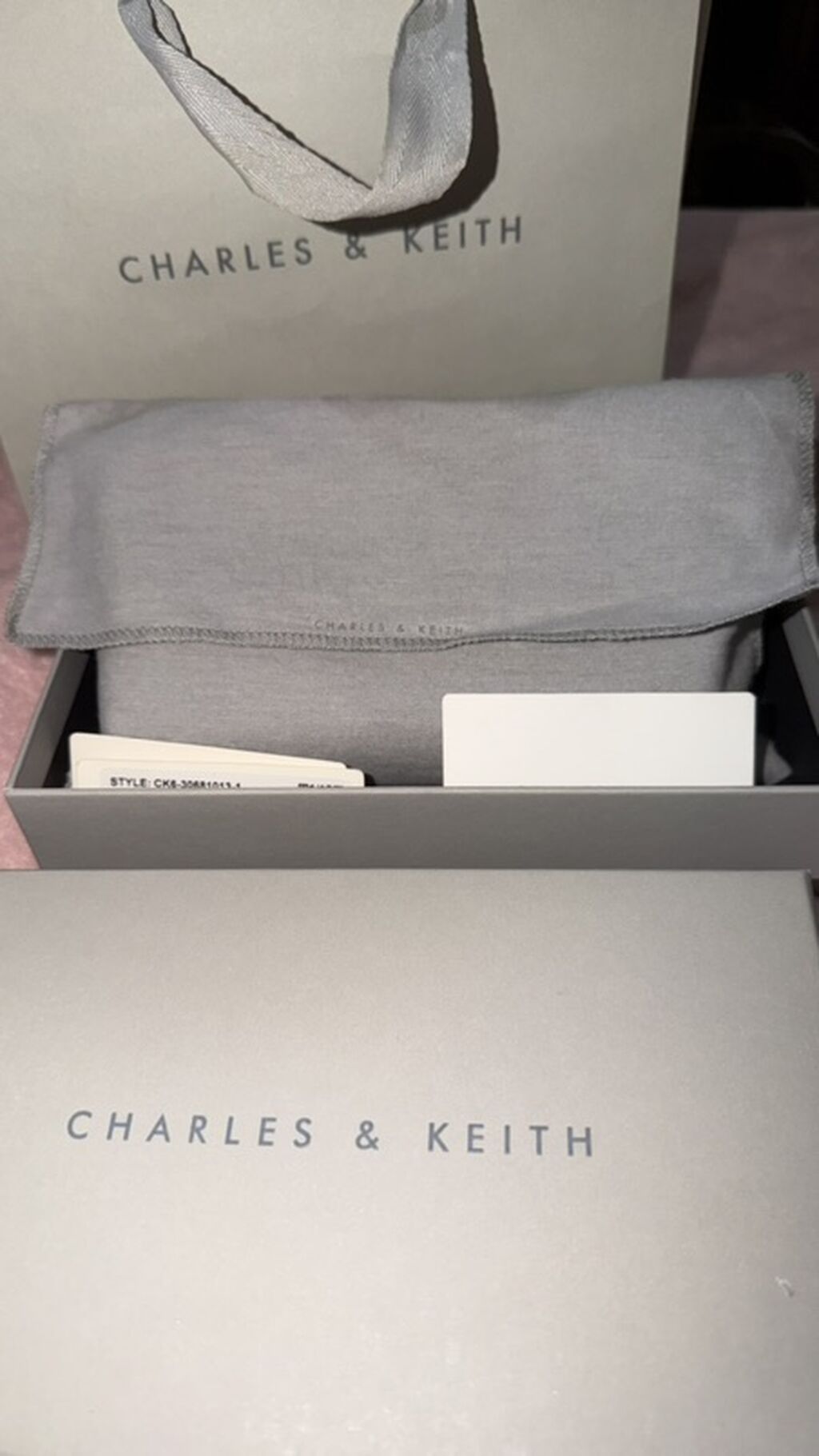 Klatç, Charles & Keith, İşlənmiş — Çantalar, çamadanlar, cüzdanlar, Digah (2)