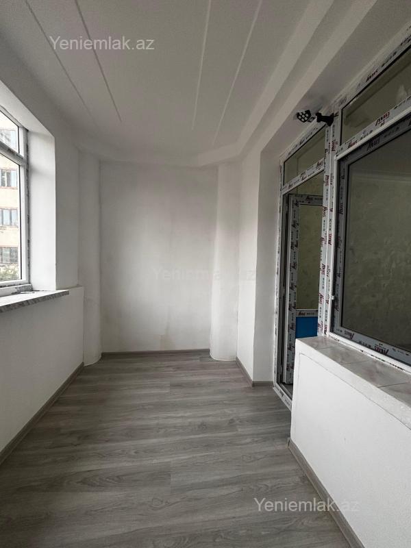 Satılır 2 otaqlı Bina evi menzil (Köhnə tikili), 50 m², 3-cü mikrorayon — Mənzil, Sumqayıt (11)