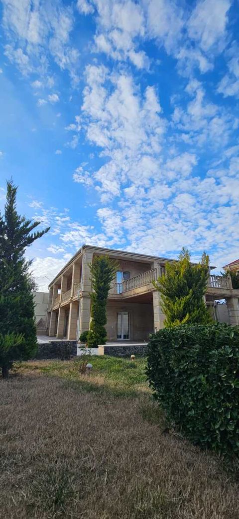 Satılır 5 otaqlı həyət evi/bağ evi 200 m² — Bakı