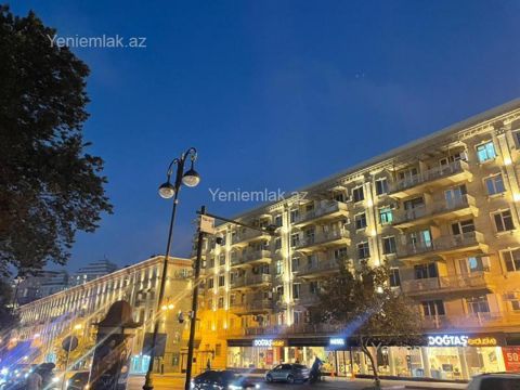 Satılır 2 otaqlı Bina evi menzil (Köhnə tikili), 60 m², Yasamal rayonu — 210 000 ₼ · Bakı · Mənzil Satılır 2 otaqlı Bina evi menzil (Köhnə tikili), 60 m², Yasamal rayonu — Bakı