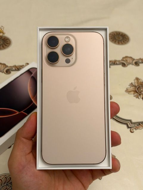 IPhone 16 Pro Max, 256 GB, Desert Titanium, Zəmanət, Simsiz şarj, Face ID — 1 670 ₼ · Bakı · Apple iPhone IPhone 16 Pro Max, 256 GB, Desert Titanium, Zəmanət, Simsiz şarj, Face ID — Bakı