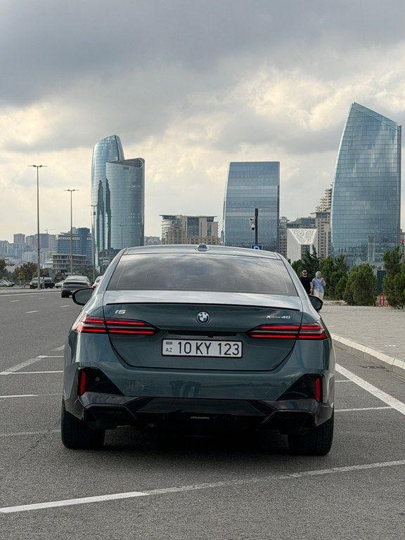 BMW i5, 83.9 kWh, 2024 il, 44 000 km 10-KY-123 — Avtomobillər, Bakı (8)