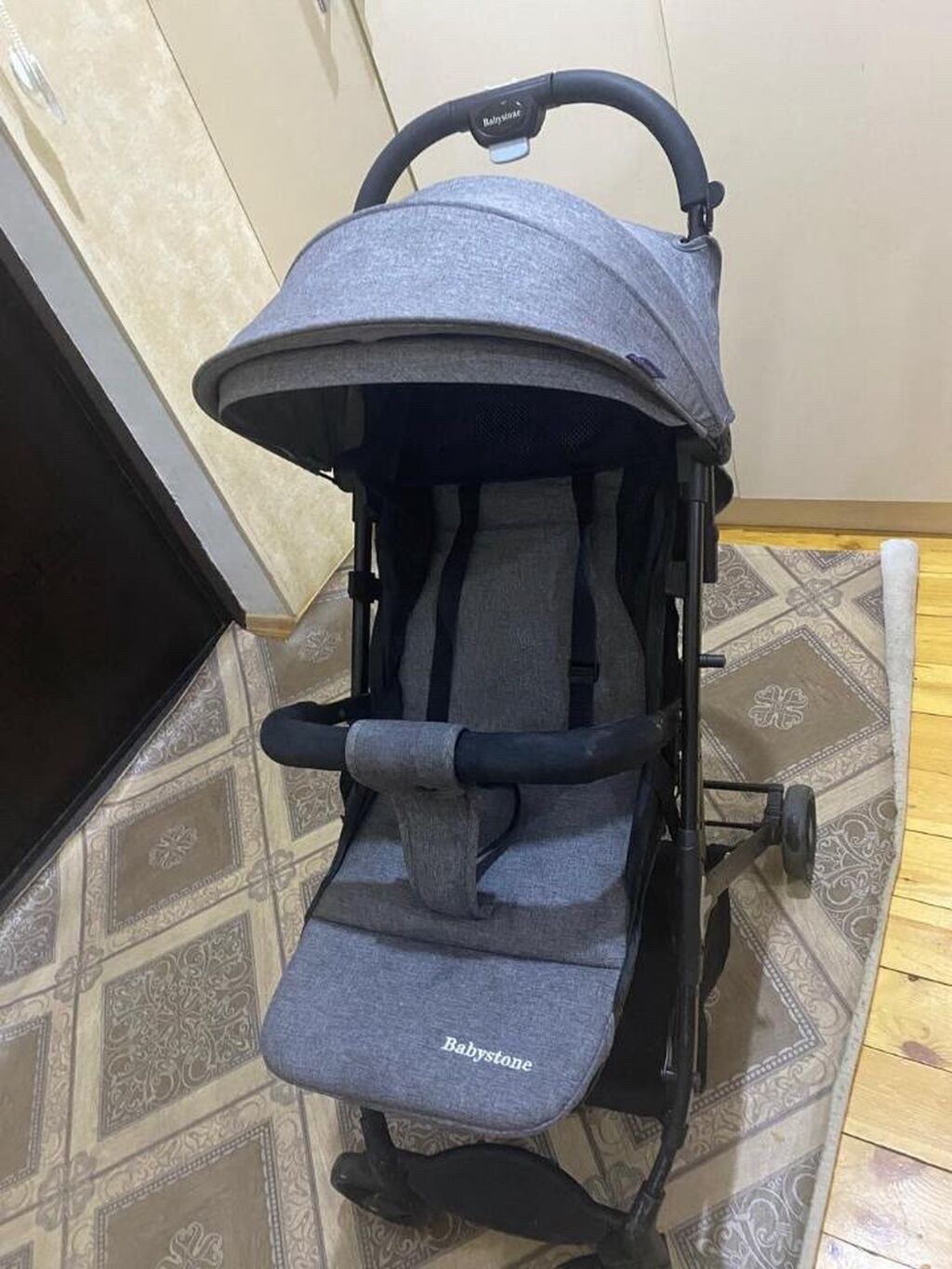 65 azn Yeni kimidir az işlədilib 180manata alınıb babystone — Arabalalar, Bakı
