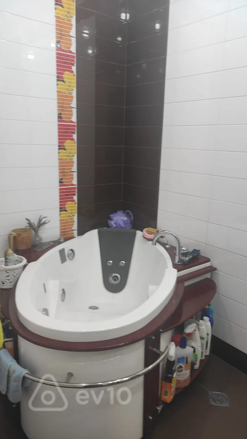 4 otaqlı mənzil, 180 m², Zahid Xəlilov — Mənzil, Bakı (8)