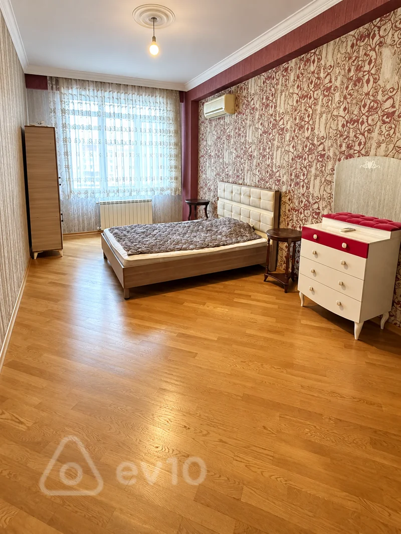 3 otaqlı mənzil, 138 m², Heydər Əliyev prospekti ilə Əliyar Əliyev küçələrinin kəsişməsi — kirayə — Mənzil, Bakı (6)