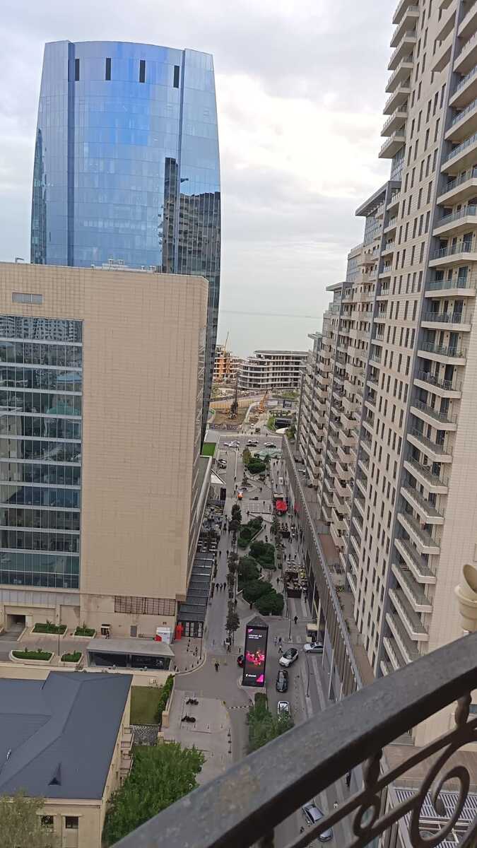 İcarəyə verilir 4 otaqlı yeni tikili 202 m² — Mənzil, Bakı (4)