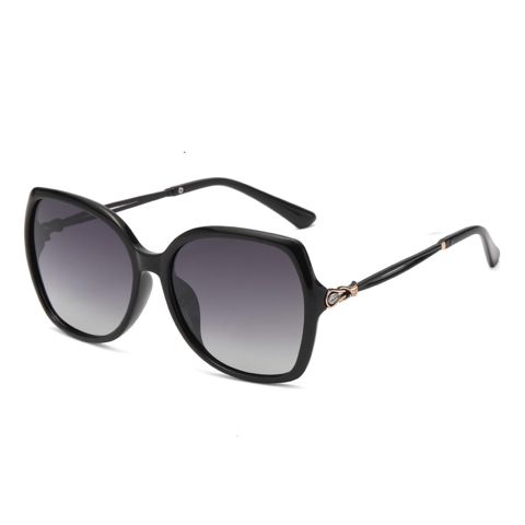 Qadın günəş eynəyi NN Optic Eyewear D3055 C1 — 7.99 ₼ · Bakı · Mallar Qadın günəş eynəyi NN Optic Eyewear D3055 C1 — Bakı