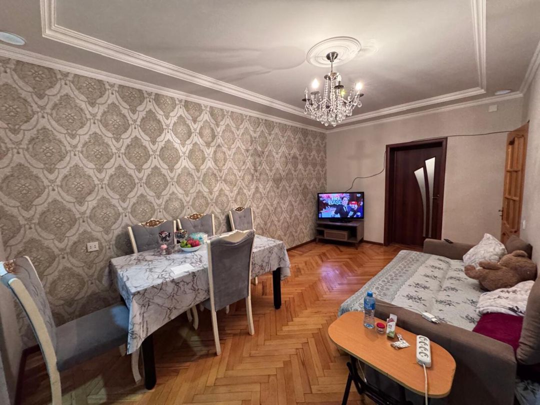 Satılır 3 otaqlı köhnə tikili 75 m² — Mənzil, Bakı (2)